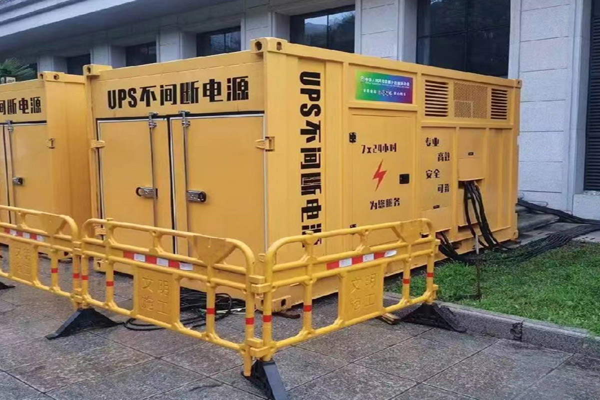樟树发电机租赁施工现场